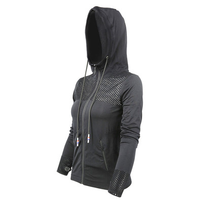 Γυναικείο αθλητικό μπουφάν με  κουκούλα  και διάτρητα στοιχεία σε τρία χρώματα