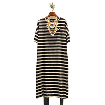 Rochie lungă de damă în dungi Mărimea MAXI cu mâneci 3/4, potrivită pentru utilizarea de zi cu zi