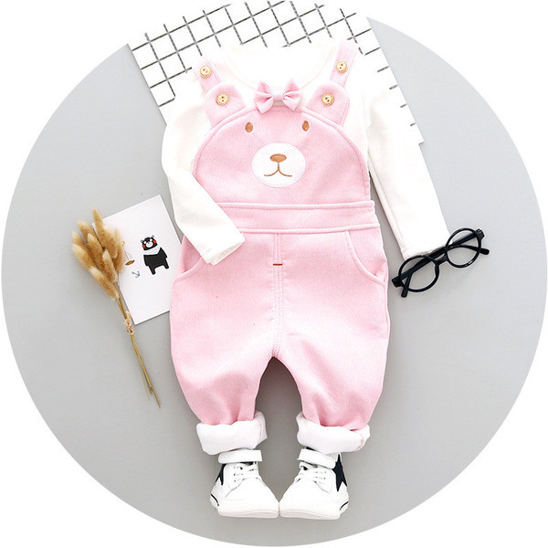 Βρεφικά σετ  βελούδου -σαλοπέτα και  μπλούζα με μακριά μανίκια σε τέσσερα χρώματα