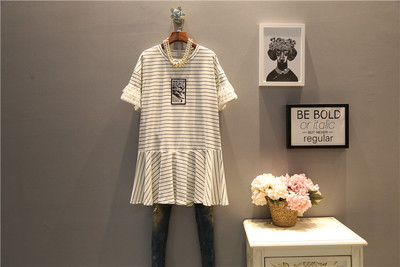 Γυναικείο μπλουζοφόρεμα με μανίκια 3/4 σε λευκό και μαύρο χρώμα