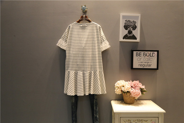 Γυναικείο μπλουζοφόρεμα με μανίκια 3/4 σε λευκό και μαύρο χρώμα