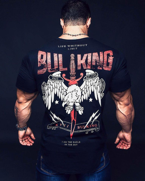 Мъжка спортна тениска с О-образна яка в черен цвят с щампа