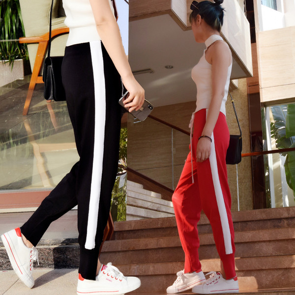 Дамски спортен анцуг в два цвята 