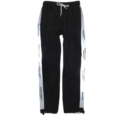 Γυναικεία φόρμα σε διάφορα χρώματα με επιγραφή