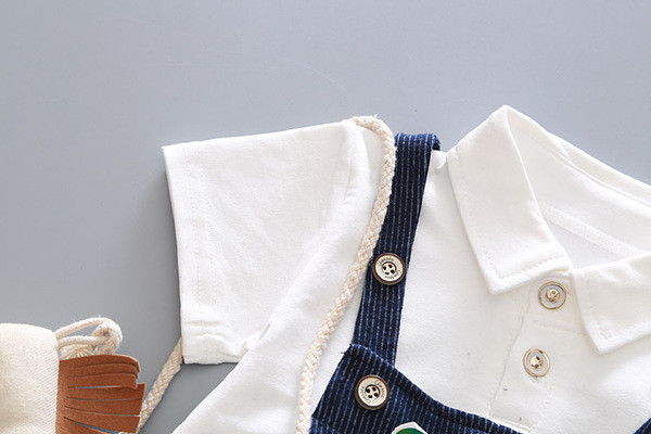 Σετ Baby Boy που περιλαμβάνει T-shirt και σαλοπέτα σε δύο χρώματα