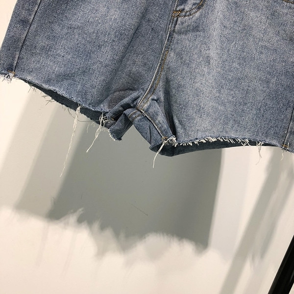 Blugi scurti de dama cu talie inalta