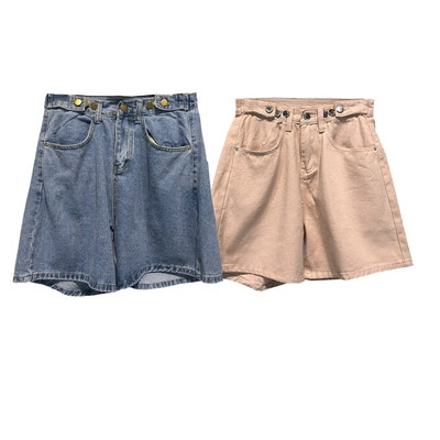 Стилни дънкови къси панталони в широк модел и в два цвята