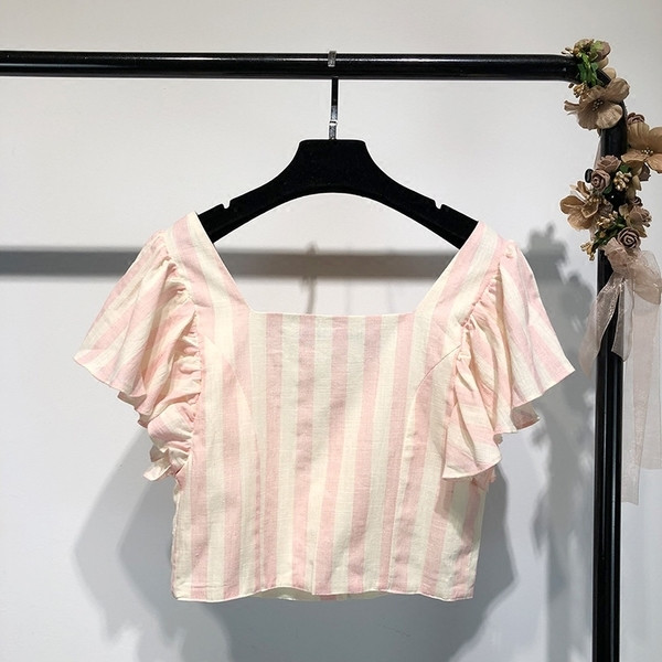 Rövid csíkos női póló vágott rövid ujjal