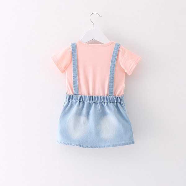 Set pentru bebeluși din două părți, inclusiv o rochie și un tricou în alb și roz