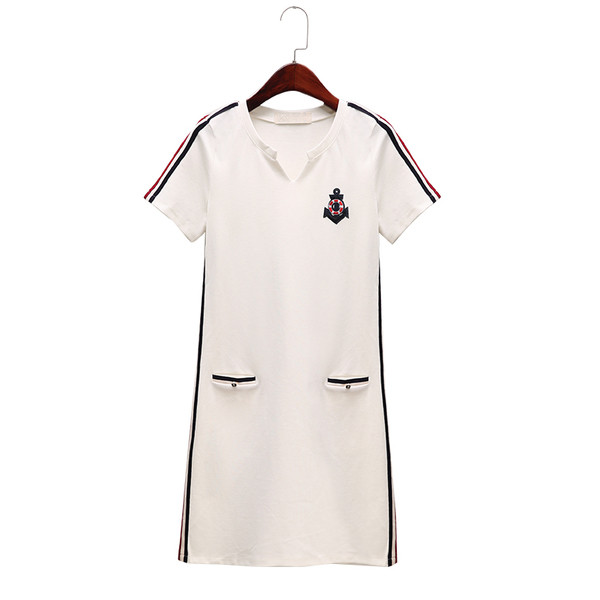 Rochie casual de dama cu margini si decolteu in V in alb si negru