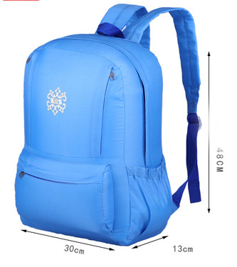 Γυναικείο σακίδιο κατάλληλο για ταξίδια σε διάφορα χρώματα