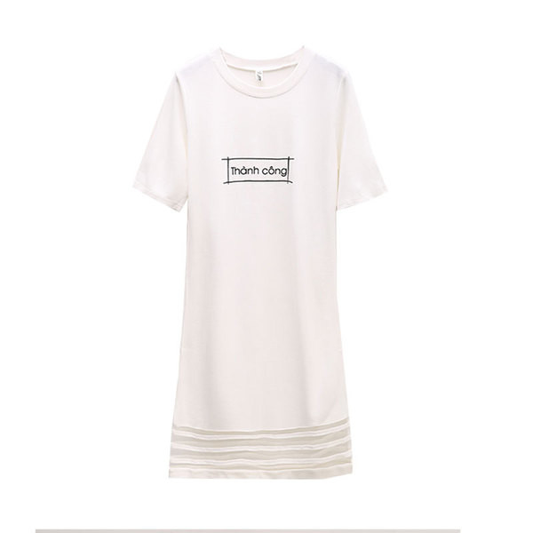 Lezser pamut női ruha fehér és fekete felirattal