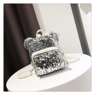 Γυναικεία σακίδιο με τρισδιάστατα στοιχεία και πούλιες