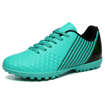 Ποδόσφαιρικά ανδρικά υποδήματα σε διαφορετικά χρώματα