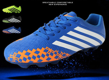 Ανδρικά παπούτσια  ποδοσφαίρου σε τρία χρώματα