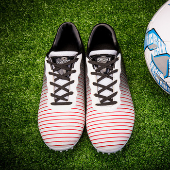 Ανδρικά παπούτσια  ποδοσφαίρου  σε οικολογικό δέρμα σε δύο χρώματα