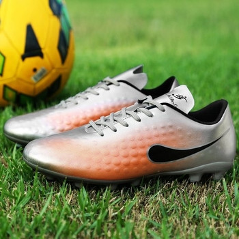 Παπούτσια ποδοσφαίρου σε διάφορα χρώματα