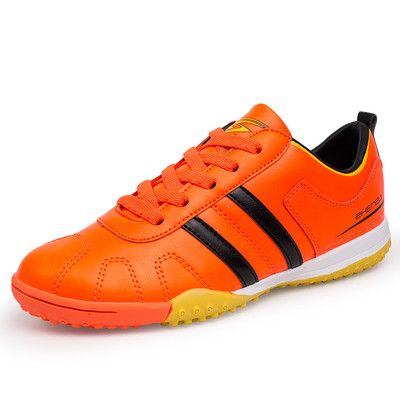 Μποτάκια ποδοσφαίρου για αγόρια οικολογικού δέρματος σε τρία χρώματα