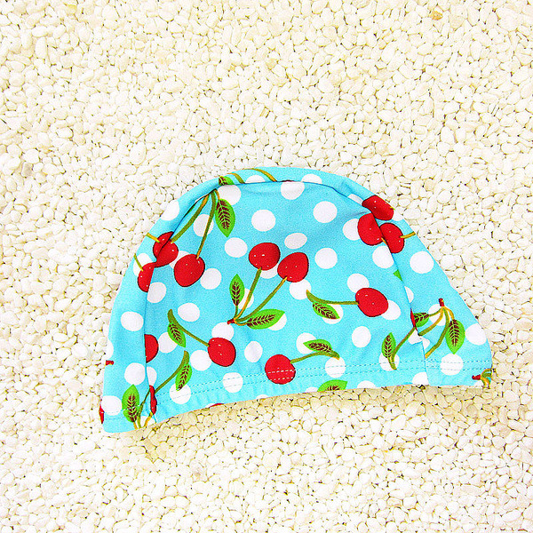 Gyermek strandkalap két színben, nyomattal