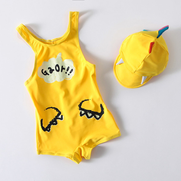 Παιδικό μαγιό - ανοιχτόχρωμο, με εφαρμογή και καπέλο, σε κίτρινο χρώμα