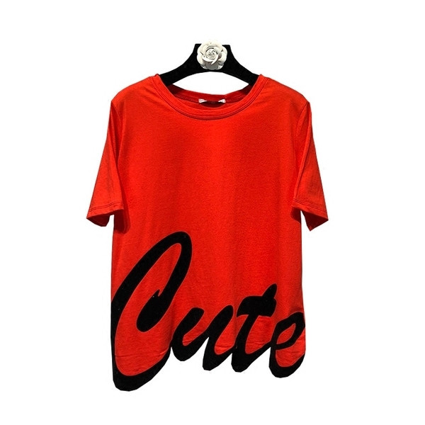 Μοντέρνα γυναικεία μπλούζα σε κόκκινο χρώμα με επιγραφή