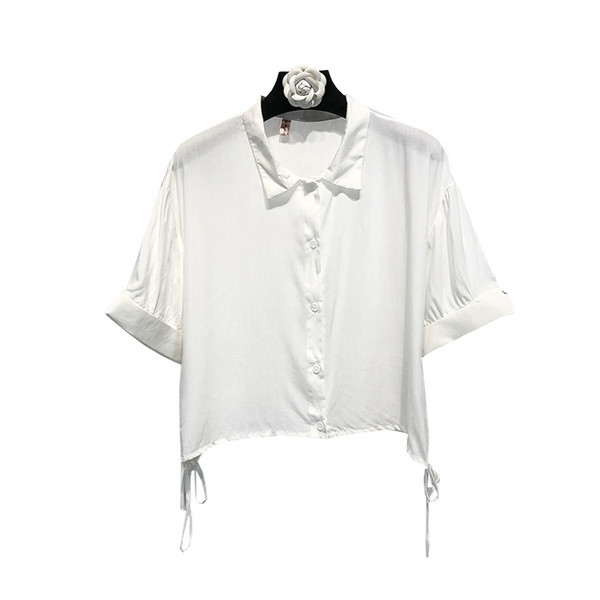 Κομψό γυναικείο πουκάμισο σε λευκό με μανίκι 3/4