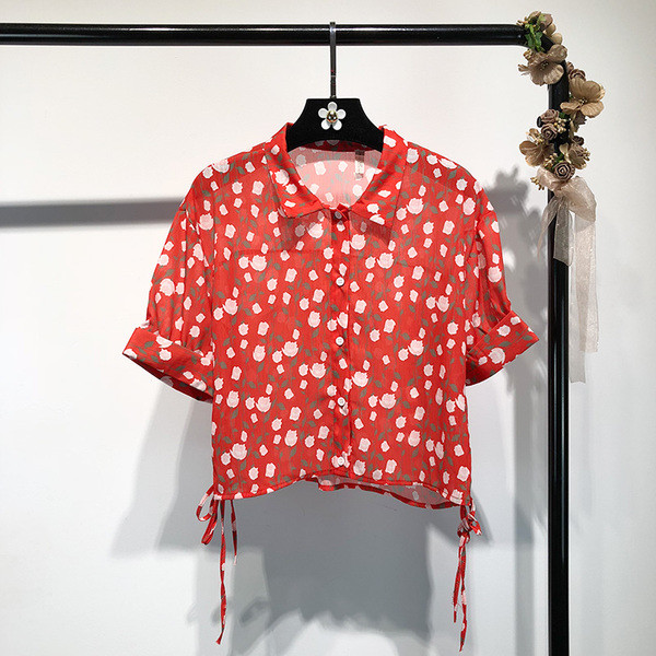 Cămașă de vară de damă cu motiv floral cu mâneci 3/4