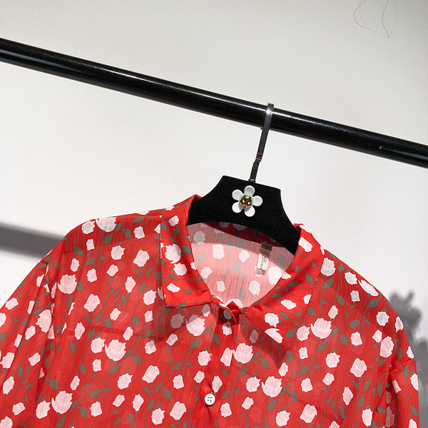 Cămașă de vară de damă cu motiv floral cu mâneci 3/4