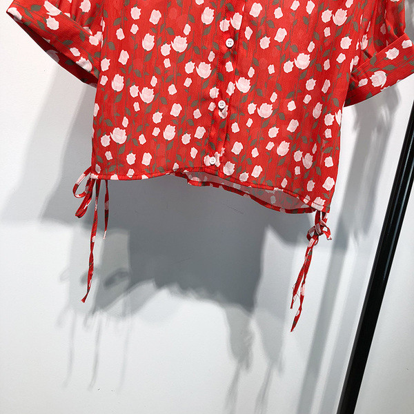 Cămașă de vară de damă cu motiv floral cu mâneci 3/4