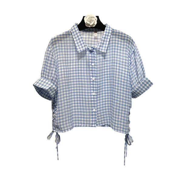 Cămașă scurtă în carouri de damă în negru și albastru și mâneci 3/4