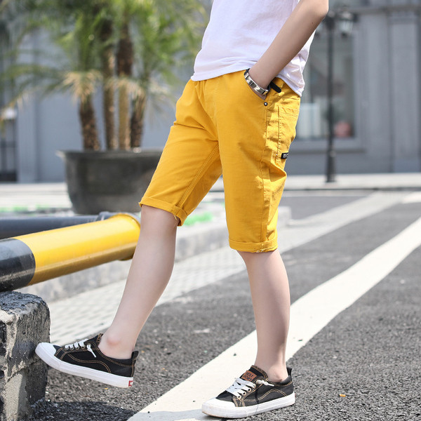 Παιδικό παντελόνι 3/4 για αγόρια σε τρία χρώματα με επιγραφή