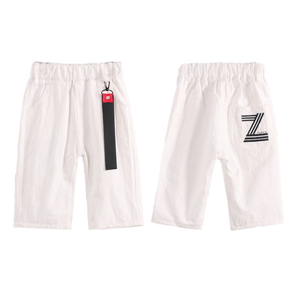 Pantaloni scurți uni pentru băieți în două culori