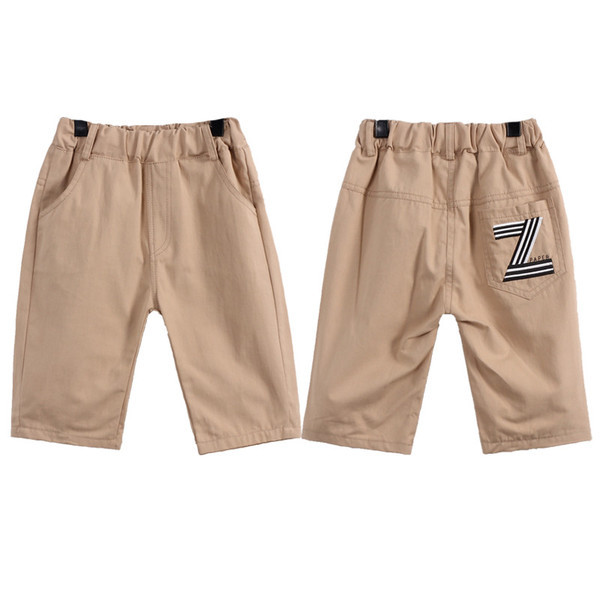 Pantaloni scurți uni pentru băieți în două culori