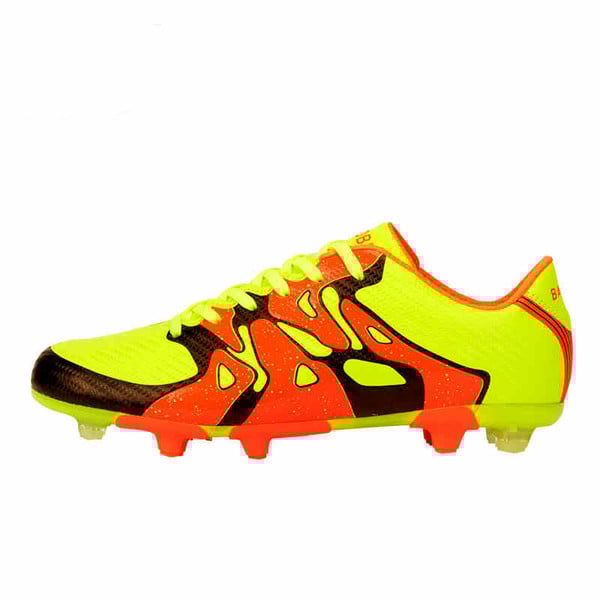 Butoane de fotbal pentru bărbați și femei de toate vârstele în patru culori