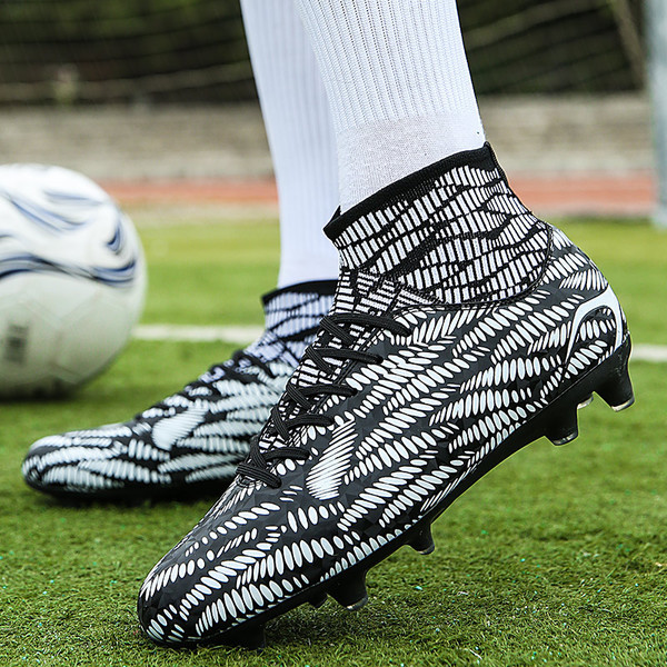 Nasturi de fotbal pentru bărbați cu modele argintii în patru culori