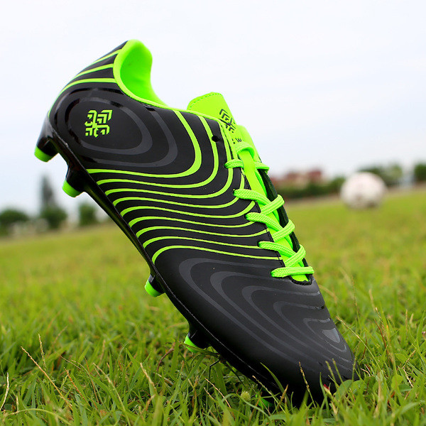 Butoane de fotbal confortabile pentru copii și adulți în trei culori