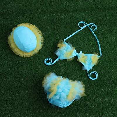 Costum de baie pentru copii in doua parti in mai multe culori cu dantela si volane