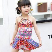 Costum de baie intreg pentru copii in culori vii cu motive etnice