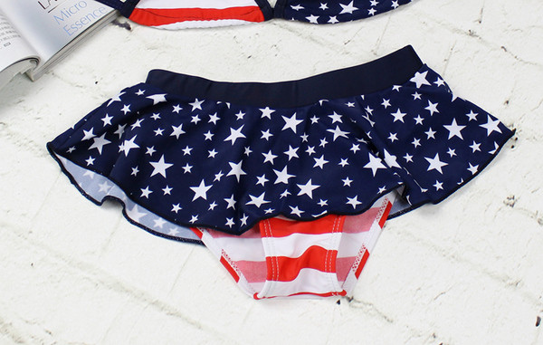 Costum de baie pentru copii in doua parti cu imprimeu