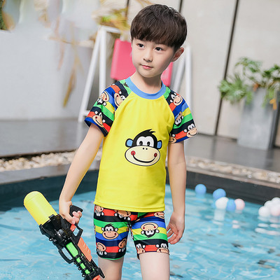 Costum de baie copii pentru baieti in doua parti cu aplicatie maimuta