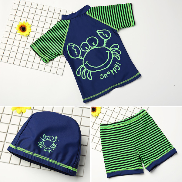 Costum de baie pentru copii în dungi în două părți