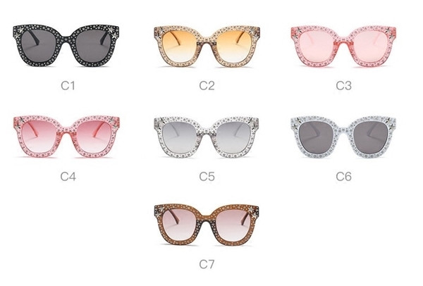 Γυναικεία μοντέρνα γυαλιά σε τετράγωνη μορφή με μεταλλική διακόσμηση