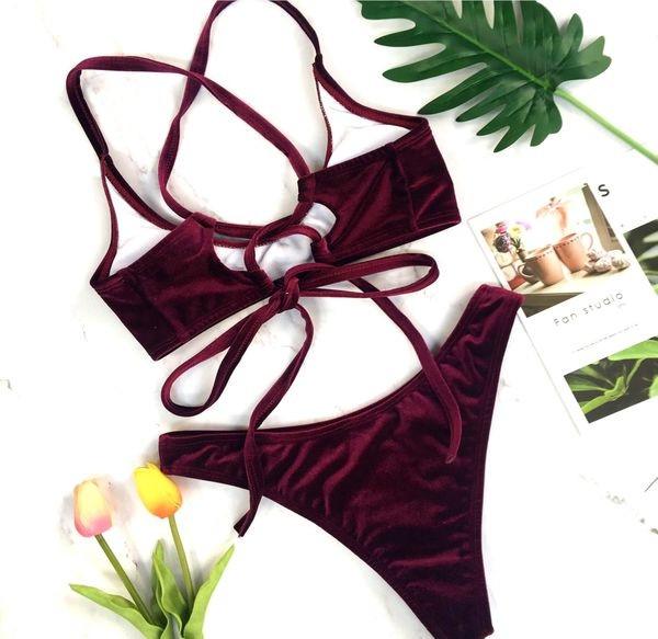 Costum de baie de damă la modă din catifea în patru culori cu cravate