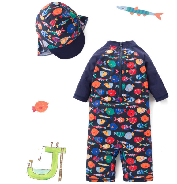 Costum de baie intreg pentru un baiat cu aplicatie