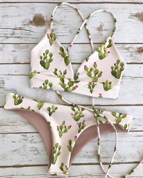 Costum de baie de damă din două piese cu imprimeu și căptușeală