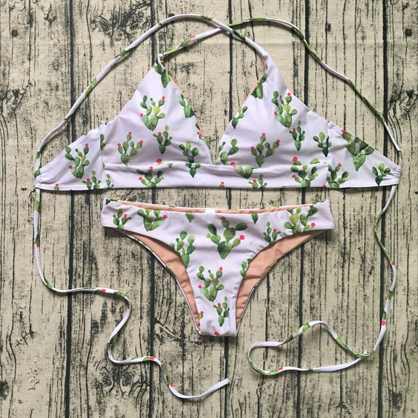 Costum de baie de damă din două piese cu imprimeu și căptușeală