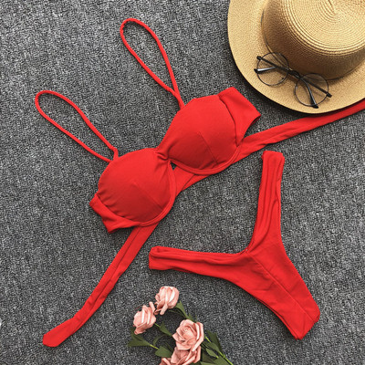 Modern női fürdőruha két részből, több színben