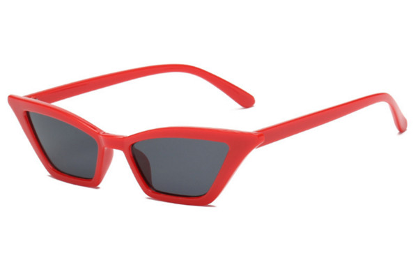 ΝΕΑ μοντέρνα γυναικεία γυαλιά  - μη τυποποιημένα, σε διαφορετικά χρώματα