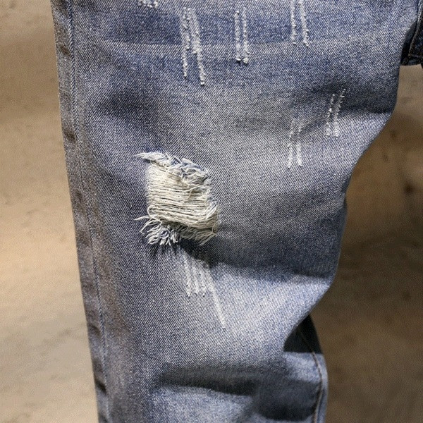 Blugi de bărbați moderni în două culori