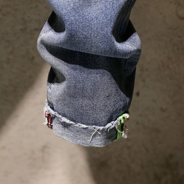 Blugi de bărbați moderni în două culori